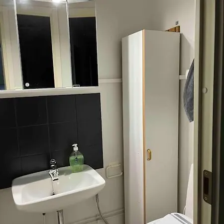 Apartament Hyvaellae Sijainnilla Iso Kaksio Hervannassa *