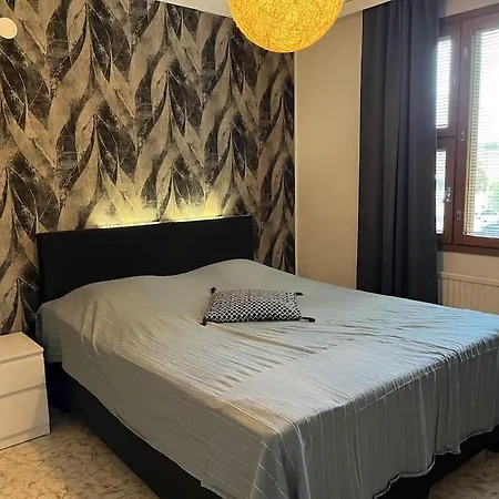 Hyvaellae Sijainnilla Iso Kaksio Hervannassa Apartament *