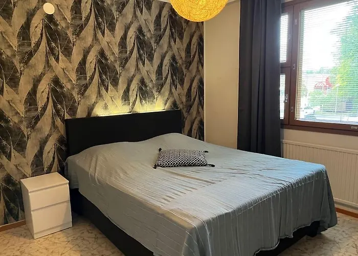 Hyvaellae Sijainnilla Iso Kaksio Hervannassa Apartment *